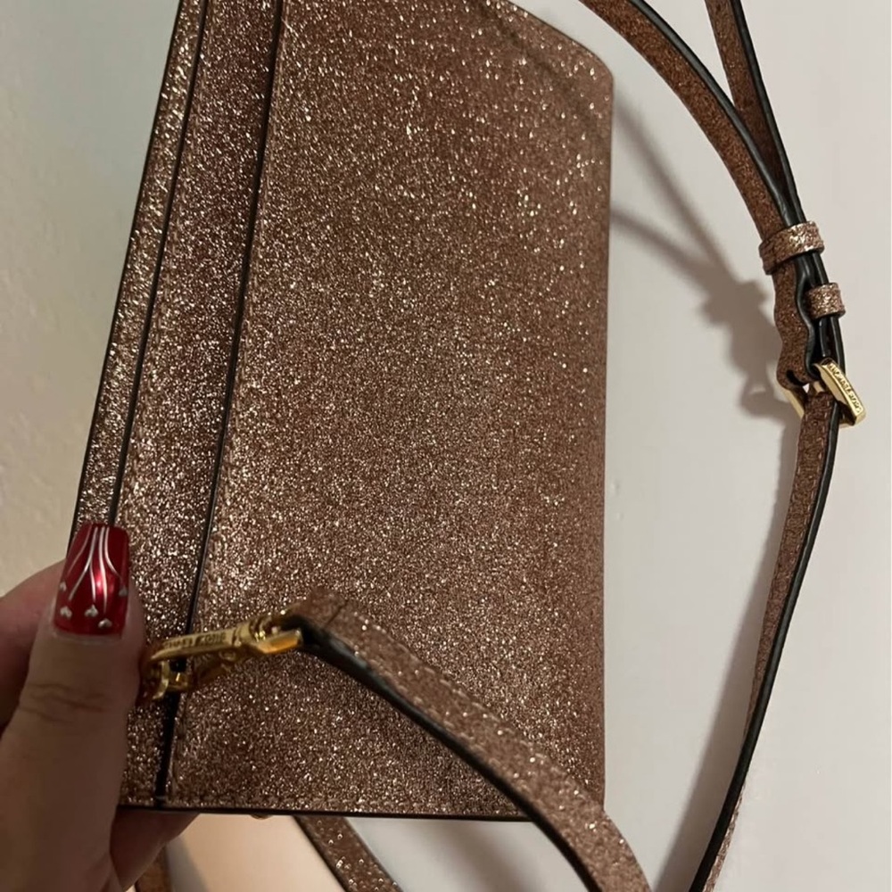 Michael Kors Glittery pink Gold Women's crossbody and matching wallet Set - Picture 5 of 7